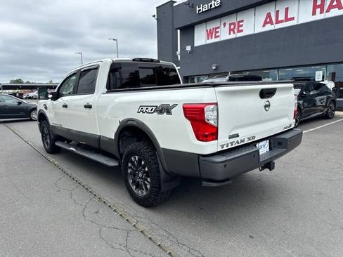 Used 2019 Nissan Titan PRO-4X w/ Pro-4x Convenience Package AWD/4WD image 4
