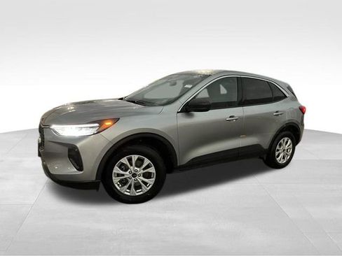 Used 2024 Ford Escape Active AWD/4WD image 3