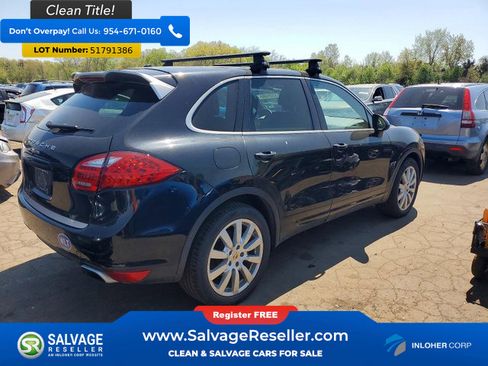 Used 2014 Porsche Cayenne AWD/4WD image 4