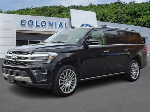 Certified 2022 Ford Expedition Max Limited image 3