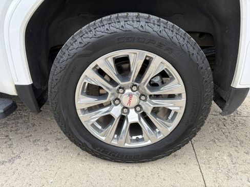 Used 2023 GMC Sierra 1500 Denali AWD/4WD image 8