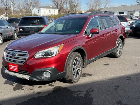 Used 2015 Subaru Outback 2.5i Limited image 1