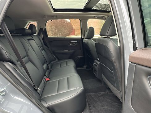 Certified 2021 Nissan Rogue SL w/ Premium Package image 25