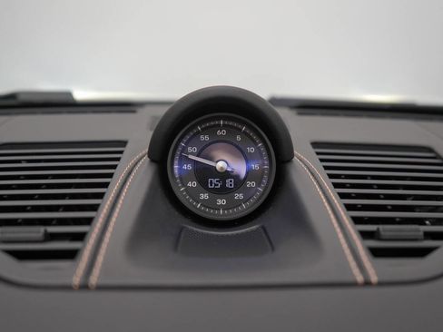 Used 2024 Porsche 911 Targa 4S w/ Premium Package image 73