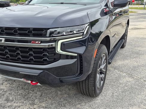 Used 2021 Chevrolet Tahoe Z71 w/ Rear Media and Nav Package AWD/4WD image 9