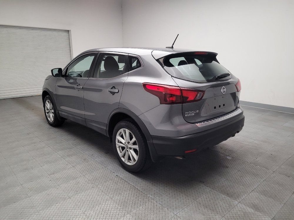 Used 2019 Nissan Rogue Sport S w/ Appearance Package FWD image 5