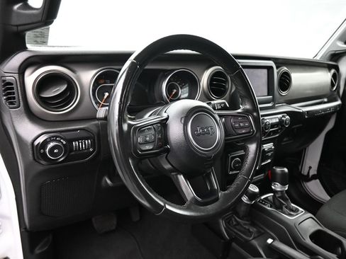Used 2020 Jeep Wrangler Sport image 13