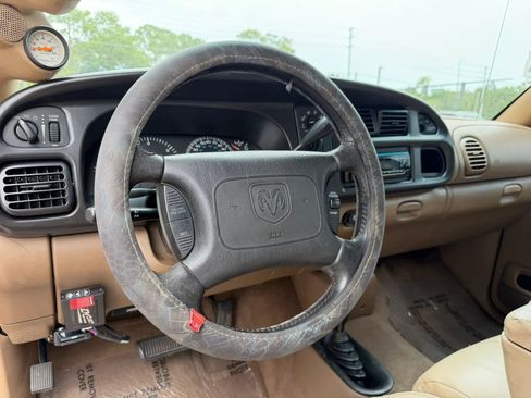 Used 1999 Dodge Ram 2500 Truck 4x4 Quad Cab image 9