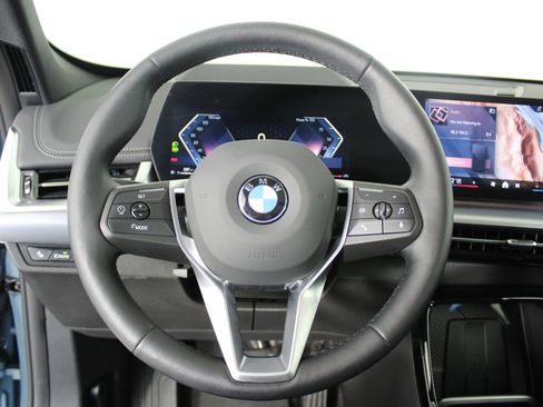 Certified 2025 BMW X1 xDrive28i image 15