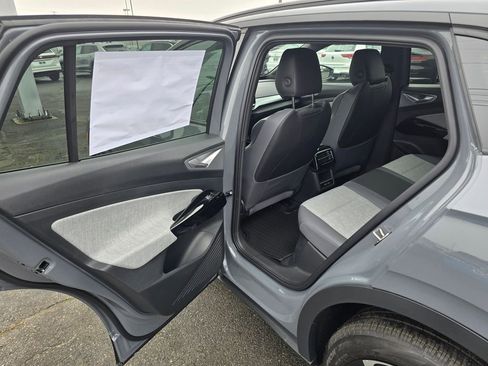 New 2026 Volkswagen ID.4 Pro image 15