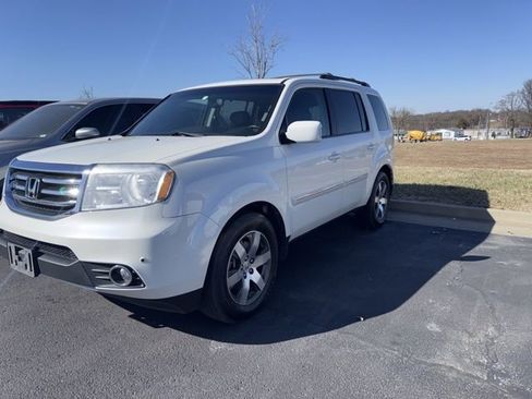 Used 2015 Honda Pilot Touring image 3