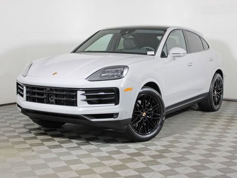 Used 2026 Porsche Cayenne Coupe image 1