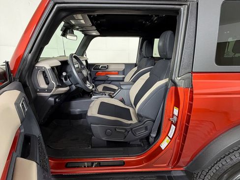 Used 2023 Ford Bronco Big Bend image 7