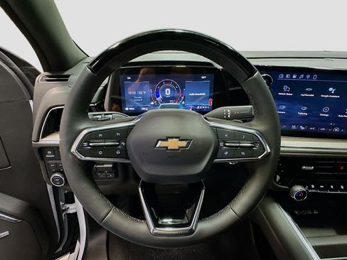 New 2026 Chevrolet Suburban High Country image 12