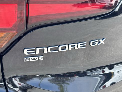 Used 2025 Buick Encore GX Preferred image 13