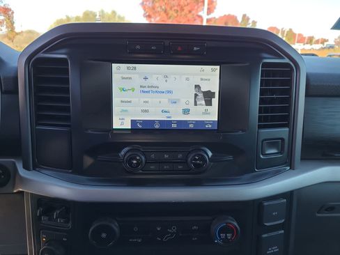 Used 2022 Ford F150 XLT w/ XTR Package image 24