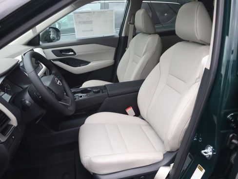 New 2026 Nissan Rogue SV image 20