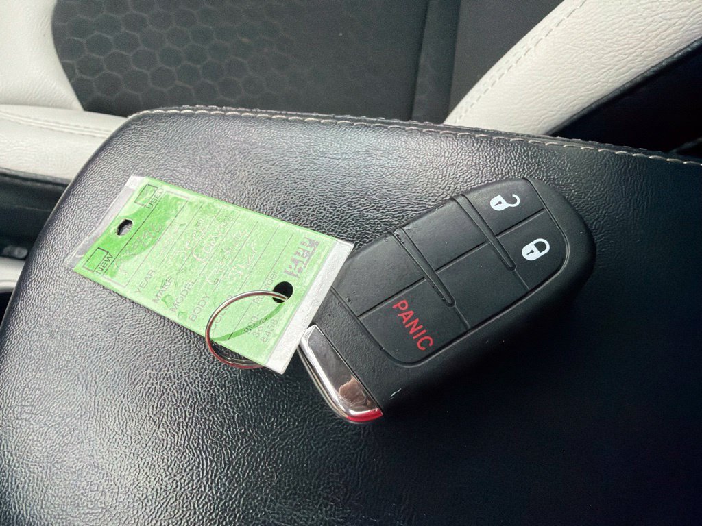 Used 2021 Jeep Compass Latitude FWD image 36