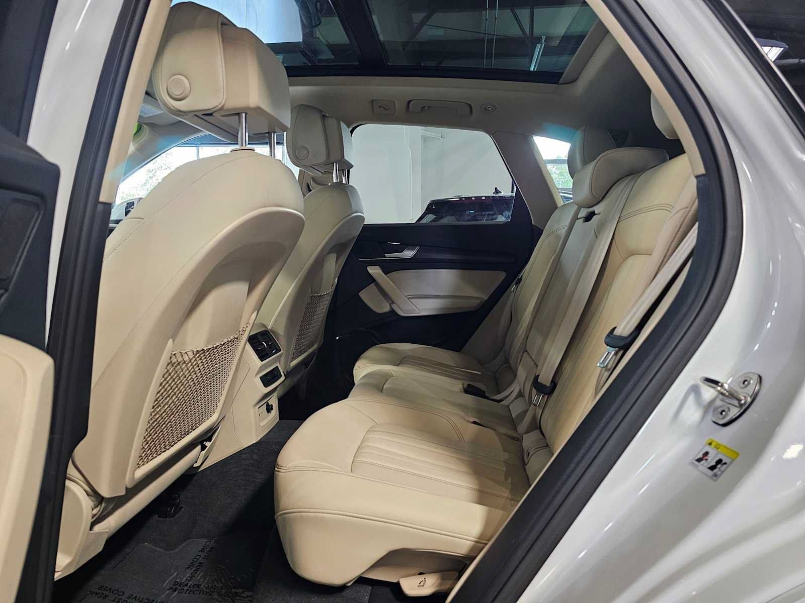 Used 2023 Audi Q5 2.0T Premium w/ Convenience Package AWD/4WD image 18