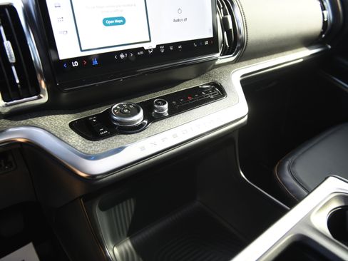 New 2026 Ford Expedition Tremor AWD/4WD image 18