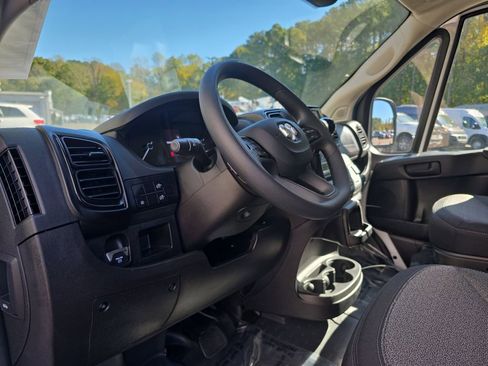 New 2026 RAM ProMaster 2500 w/ Convenience Group FWD image 14