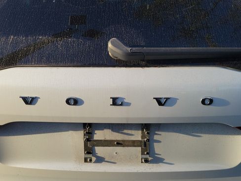 Used 2020 Volvo XC60 T5 R-Design image 26