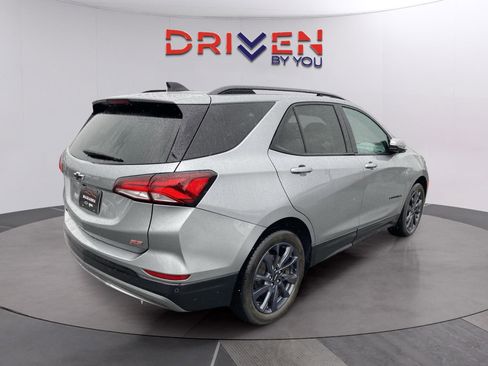 Used 2024 Chevrolet Equinox RS w/ RS Leather Package image 6