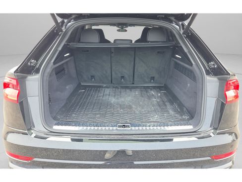 Used 2023 Audi SQ8 Premium Plus image 32