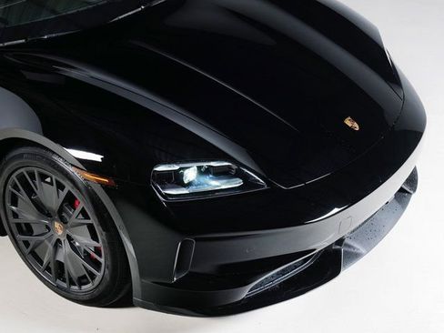 New 2026 Porsche Taycan GTS image 33