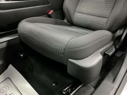 New 2027 Chevrolet Equinox LT w/ Safety and Technology Package AWD/4WD image 26