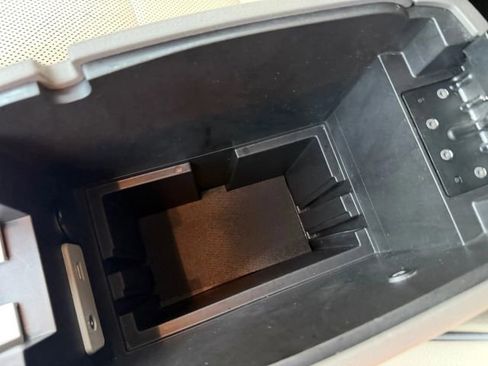 Used 2010 Lincoln MKX 2WD image 22