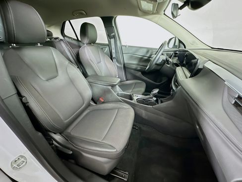 Used 2025 Buick Encore GX Preferred AWD/4WD image 29