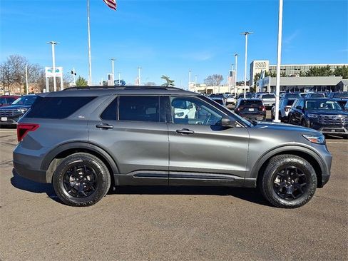 Certified 2022 Ford Explorer Timberline image 7