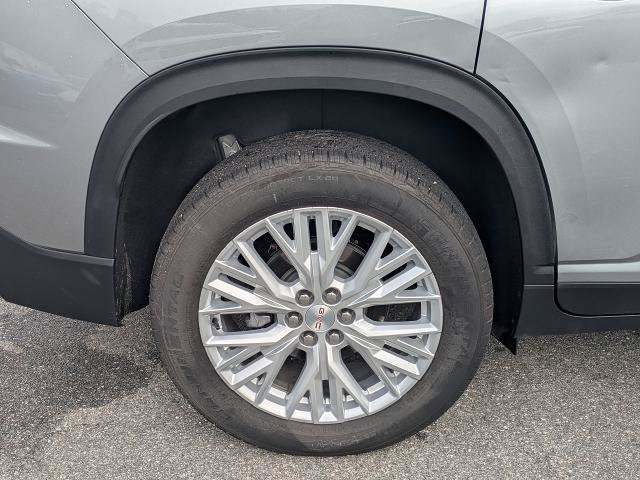 Certified 2026 GMC Acadia Elevation w/ Elevation Premium Package FWD image 11