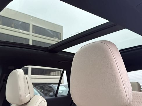 New 2025 Mercedes-Benz GLC 300 4MATIC image 25