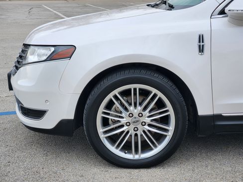 Used 2018 Lincoln MKT AWD w/ Technology Package image 8
