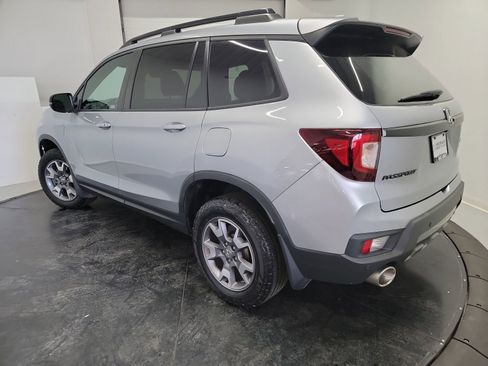 Certified 2023 Honda Passport TrailSport image 6