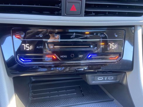 New 2026 Volkswagen Jetta SE image 27