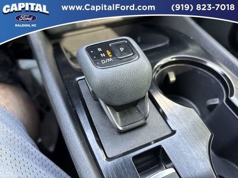 Used 2022 Nissan Rogue SV image 29