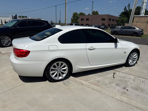 Used 2013 BMW 328i xDrive Coupe AWD/4WD image 9