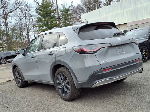 Used 2024 Honda HR-V Sport image 4