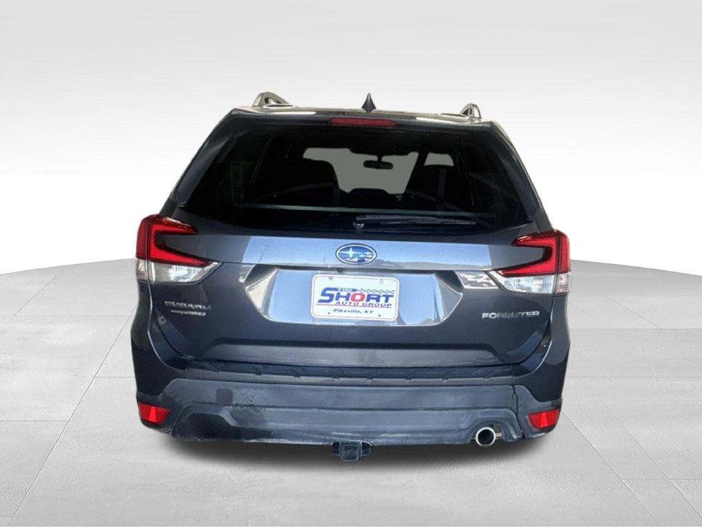 Used 2022 Subaru Forester Limited AWD/4WD image 7