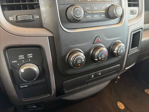 Used 2014 RAM 1500 Express AWD/4WD image 21