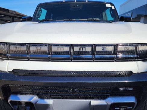 New 2026 GMC Hummer EV SUV image 11