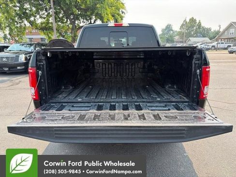 Used 2017 Ford F150 XLT w/ Equipment Group 302A Luxury AWD/4WD image 30