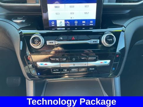Used 2024 Ford Explorer ST w/ Equipment Group 401A AWD/4WD image 18