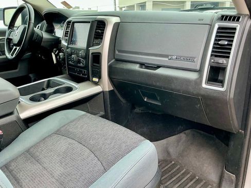Used 2018 RAM 1500 SLT AWD/4WD image 24