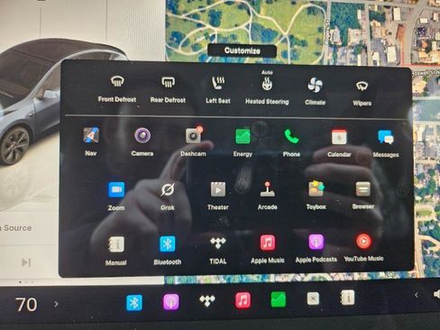 Used 2024 Tesla Model Y Long Range image 41