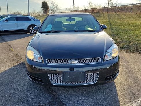 Used 2014 Chevrolet Impala LT w/ LT Sunroof Package image 3