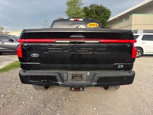 Used 2023 Ford F150 Lightning Platinum AWD/4WD image 4